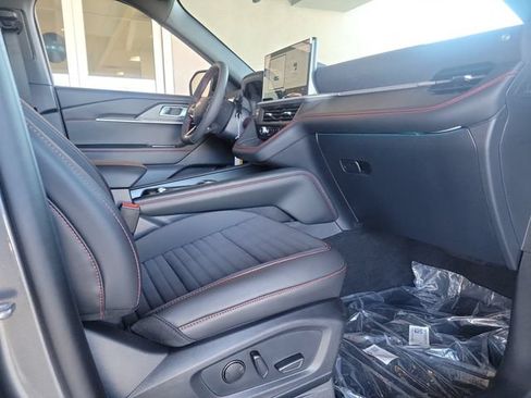 New 2026 Ford Explorer ST-Line RWD image 17