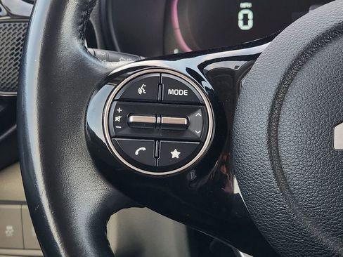 Used 2023 Kia Soul EX image 28