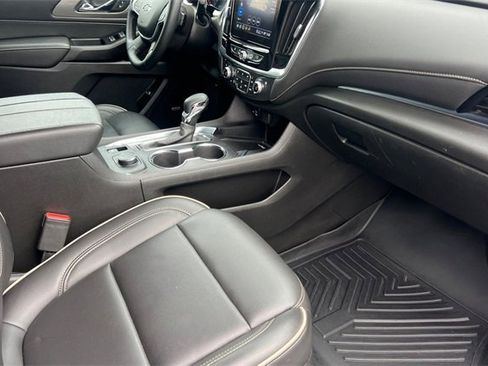 Used 2023 Chevrolet Traverse Premier w/ Redline Edition image 20