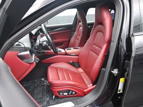 Used 2019 Porsche Panamera 4 AWD/4WD image 25