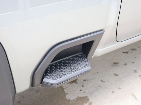 New 2026 GMC Sierra 2500 SLE w/ Max Trailering Package AWD/4WD image 39