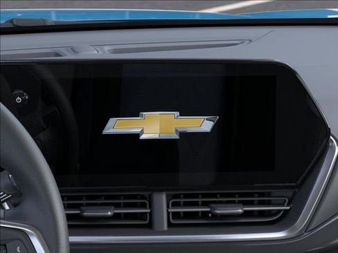 New 2026 Chevrolet Trax ACTIV w/ Sunroof Package FWD image 20