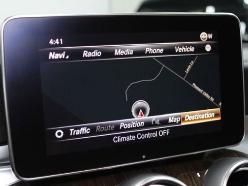 Used 2018 Mercedes-Benz GLC 300 w/ Multimedia Package image 15