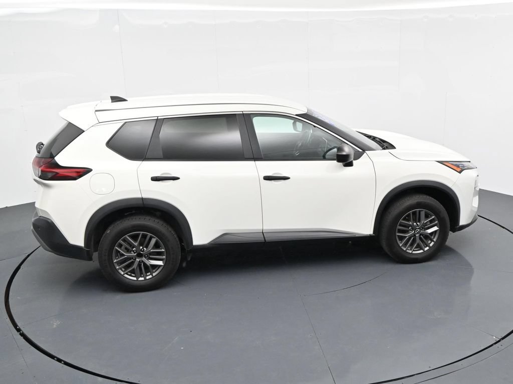 Used 2023 Nissan Rogue S FWD image 25