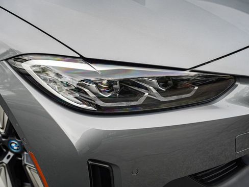 Used 2023 BMW i4 eDrive35 RWD image 6