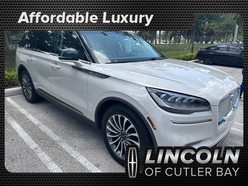 Certified 2024 Lincoln Aviator 2WD w/ Premium Package image 1