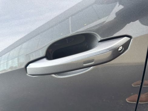 Used 2023 Audi A4 2.0T Premium w/ Convenience Package image 12