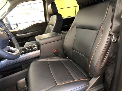 New 2026 Ford F250 Lariat w/ Black Appearance Package image 10