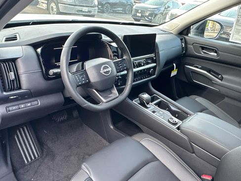 New 2026 Nissan Pathfinder SL AWD/4WD image 26