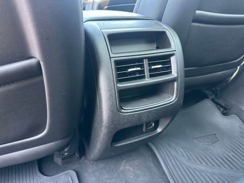Used 2019 Cadillac XT5 Luxury AWD/4WD image 15