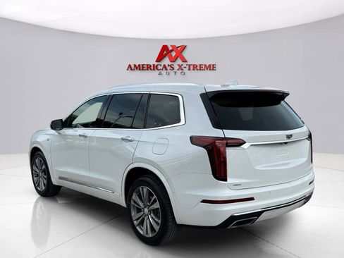 Used 2022 Cadillac XT6 Premium Luxury w/ LPO, Floor Liner Package AWD/4WD image 4