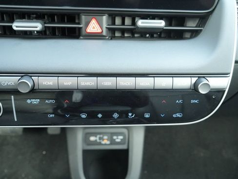 New 2026 Hyundai Ioniq 5 SEL image 34