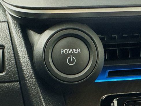 Used 2024 Toyota Prius Limited w/ Limited Premium Package image 34