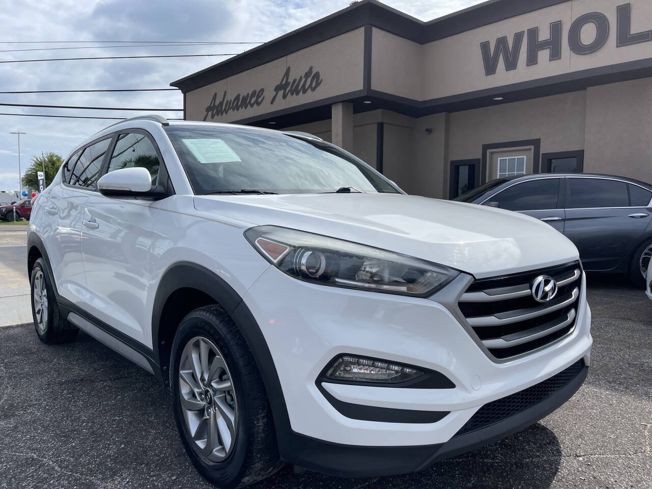 Used 2018 Hyundai Tucson SEL Plus AWD/4WD image 1