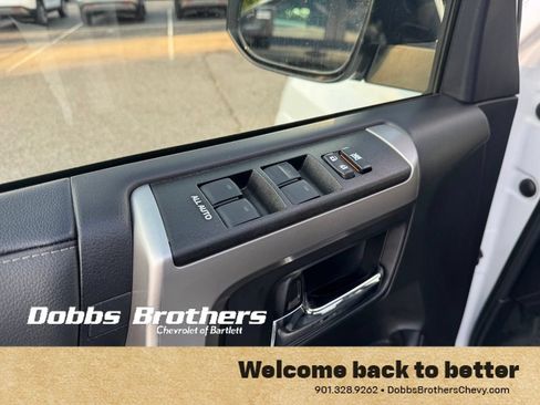 Used 2024 Toyota 4Runner SR5 Premium AWD/4WD image 15