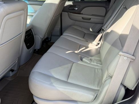 Used 2011 Chevrolet Tahoe LTZ image 29