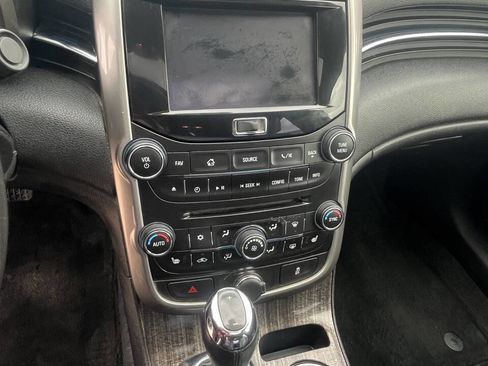 Used 2014 Chevrolet Malibu LT image 19