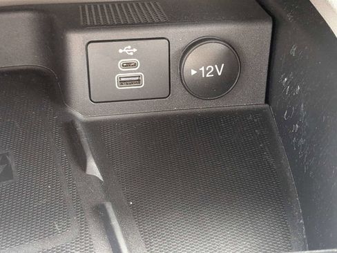 Certified 2026 Ford Escape SE w/ PHEV Premium Package FWD image 26