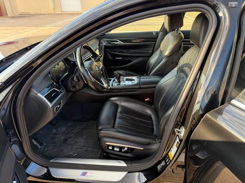 Used 2016 BMW 750i xDrive AWD/4WD image 12