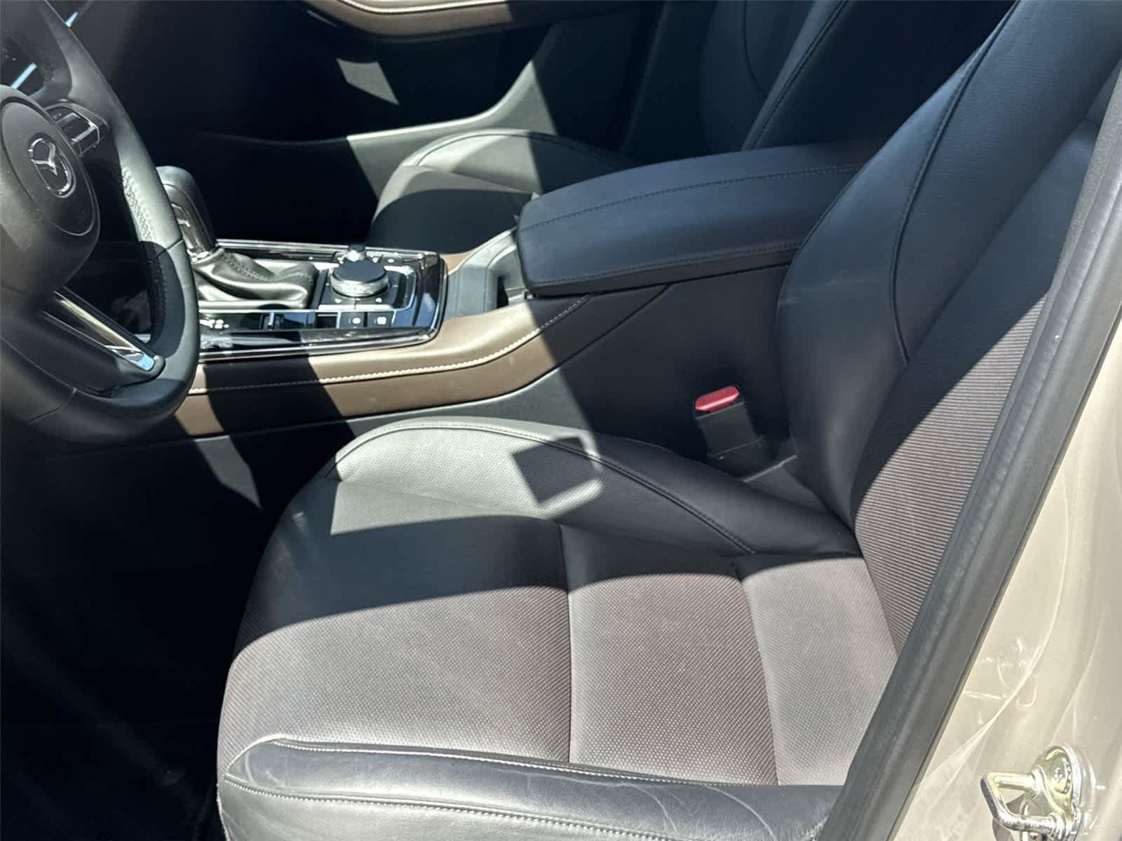 Used 2022 MAZDA CX-30 AWD 2.5 S w/ Premium Package image 12