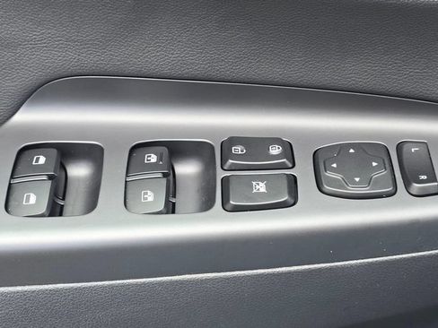 Used 2018 Hyundai Kona Limited AWD/4WD image 23