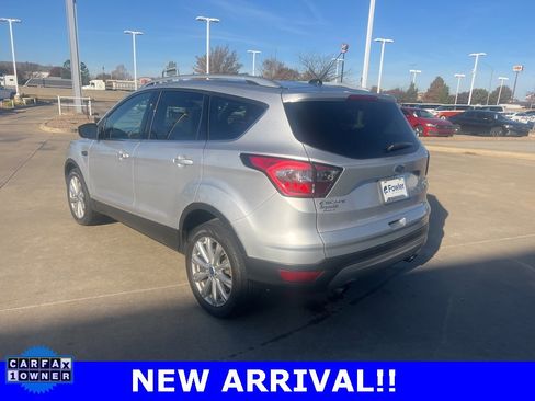 Used 2017 Ford Escape Titanium image 5