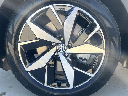 New 2025 Volkswagen ID.4 Pro S image 6