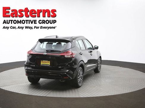 Used 2024 Nissan Kicks SR FWD image 39