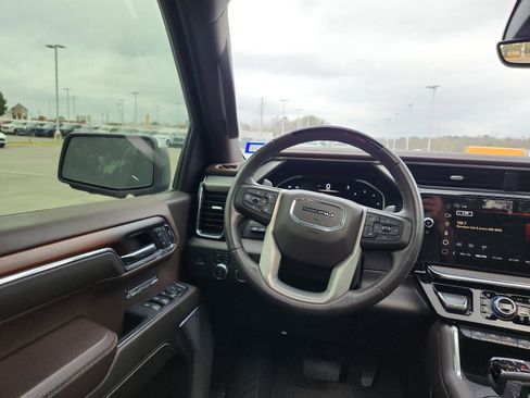 Used 2024 GMC Sierra 1500 Denali image 14