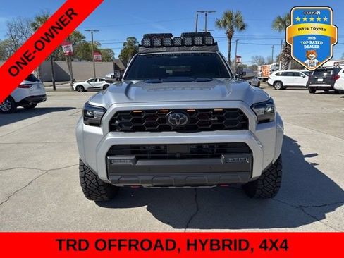 Certified 2025 Toyota 4Runner TRD Off-Road AWD/4WD image 2