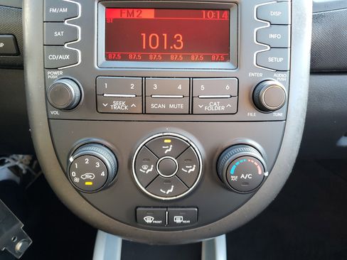 Used 2012 Kia Soul + image 33