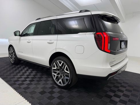 New 2026 Ford Expedition Platinum AWD/4WD image 5