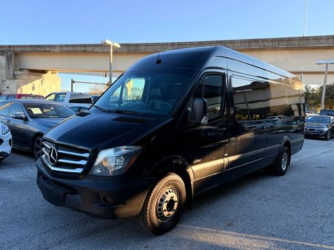 Used 2016 Mercedes-Benz Sprinter 3500 image 5