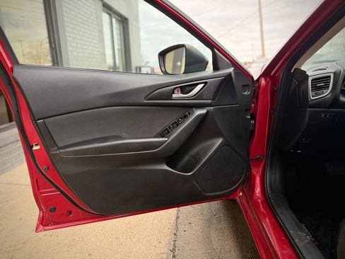 Used 2015 MAZDA MAZDA3 i SV image 7