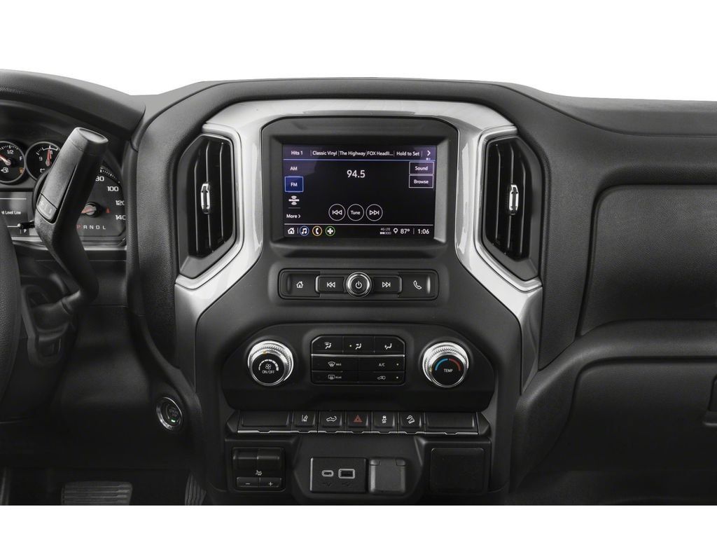 Used 2025 GMC Sierra 3500 AT4 w/ AT4 Premium Plus Package AWD/4WD image 7