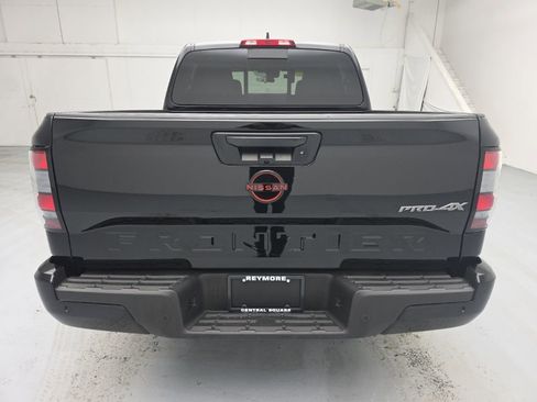 Used 2023 Nissan Frontier PRO-4X w/ Pro Convenience Package image 10