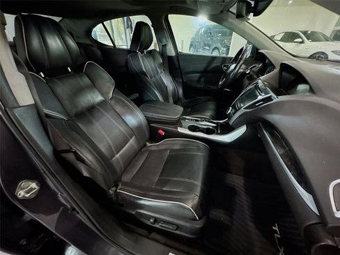 Used 2018 Acura TLX V6 w/ Technology Package FWD image 14
