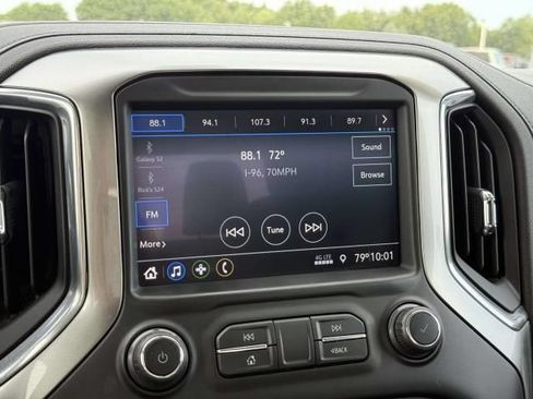 Used 2020 Chevrolet Silverado 1500 RST AWD/4WD image 23