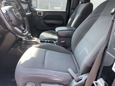 Used 2018 Jeep Wrangler Sport AWD/4WD image 17