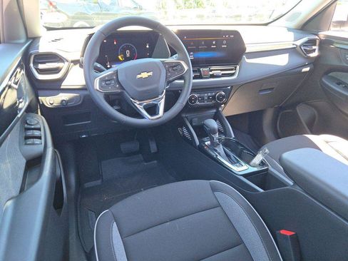 New 2026 Chevrolet TrailBlazer LT w/ Convenience Package AWD/4WD image 24