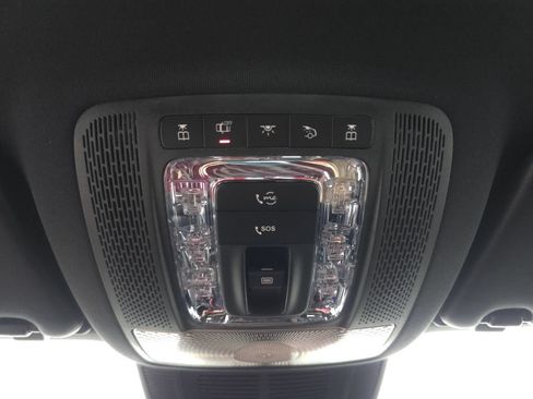 Used 2025 Mercedes-Benz GLS 450 4MATIC image 23