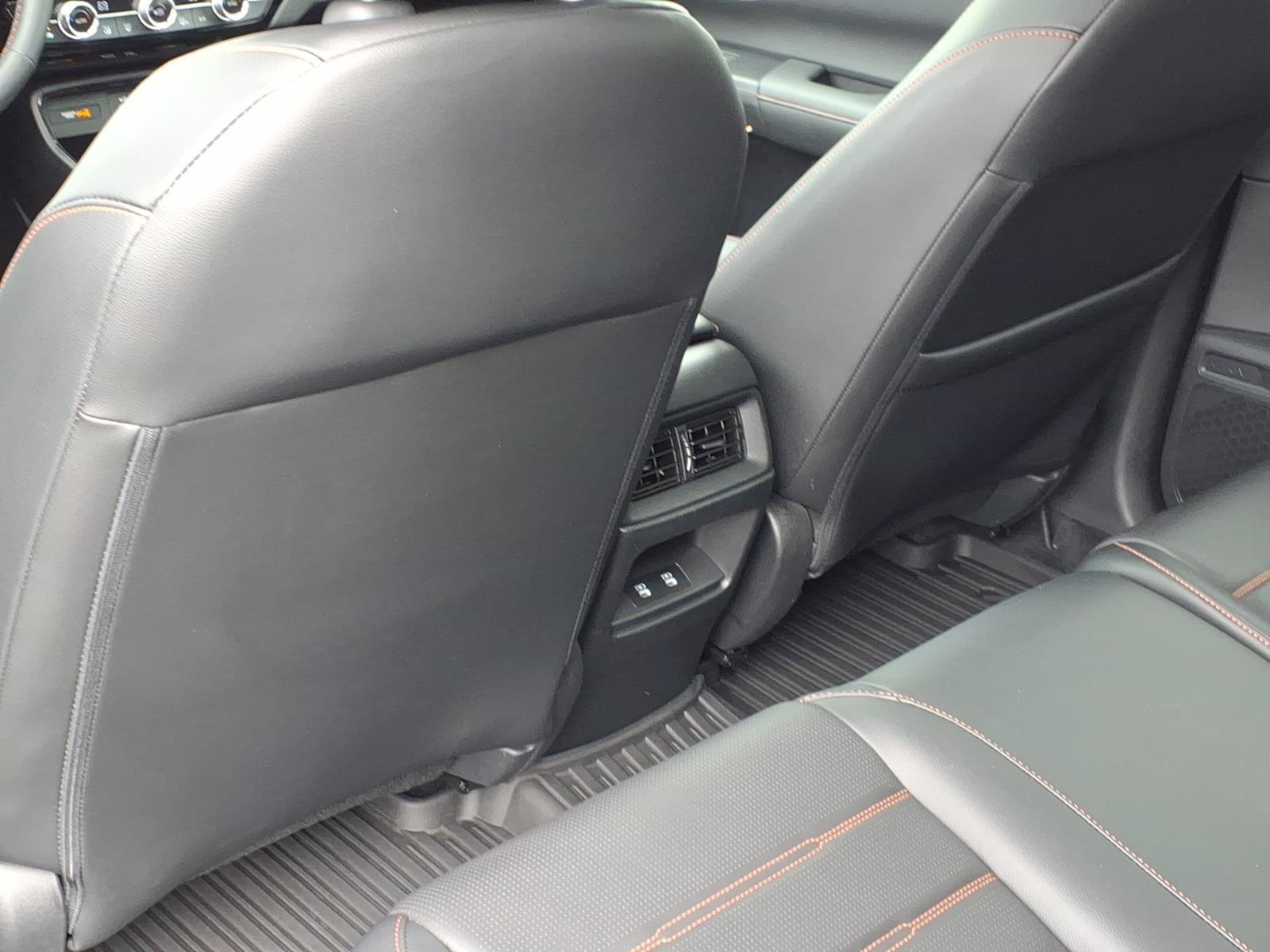 Used 2024 Honda CR-V Sport Touring image 8