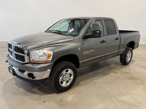 Used 2006 Dodge Ram 2500 Truck SLT w/ Quad Cab Big Horn Value Group AWD/4WD image 2