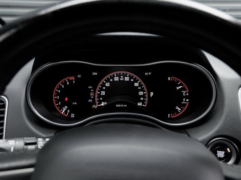 Used 2019 Dodge Durango SXT image 17