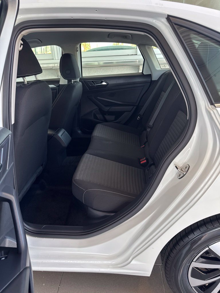 Certified 2024 Volkswagen Jetta S FWD image 9