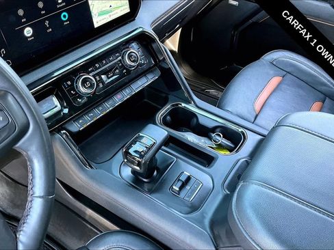 Used 2024 GMC Sierra 1500 AT4 AWD/4WD image 8
