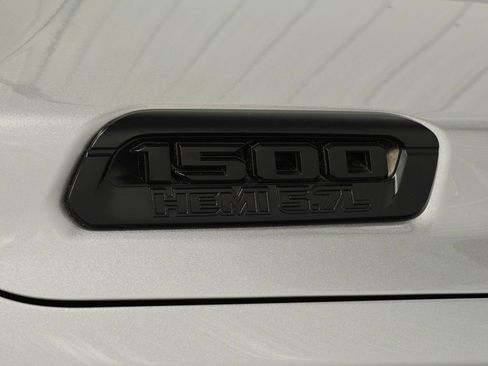 Used 2020 RAM 1500 Big Horn AWD/4WD image 47