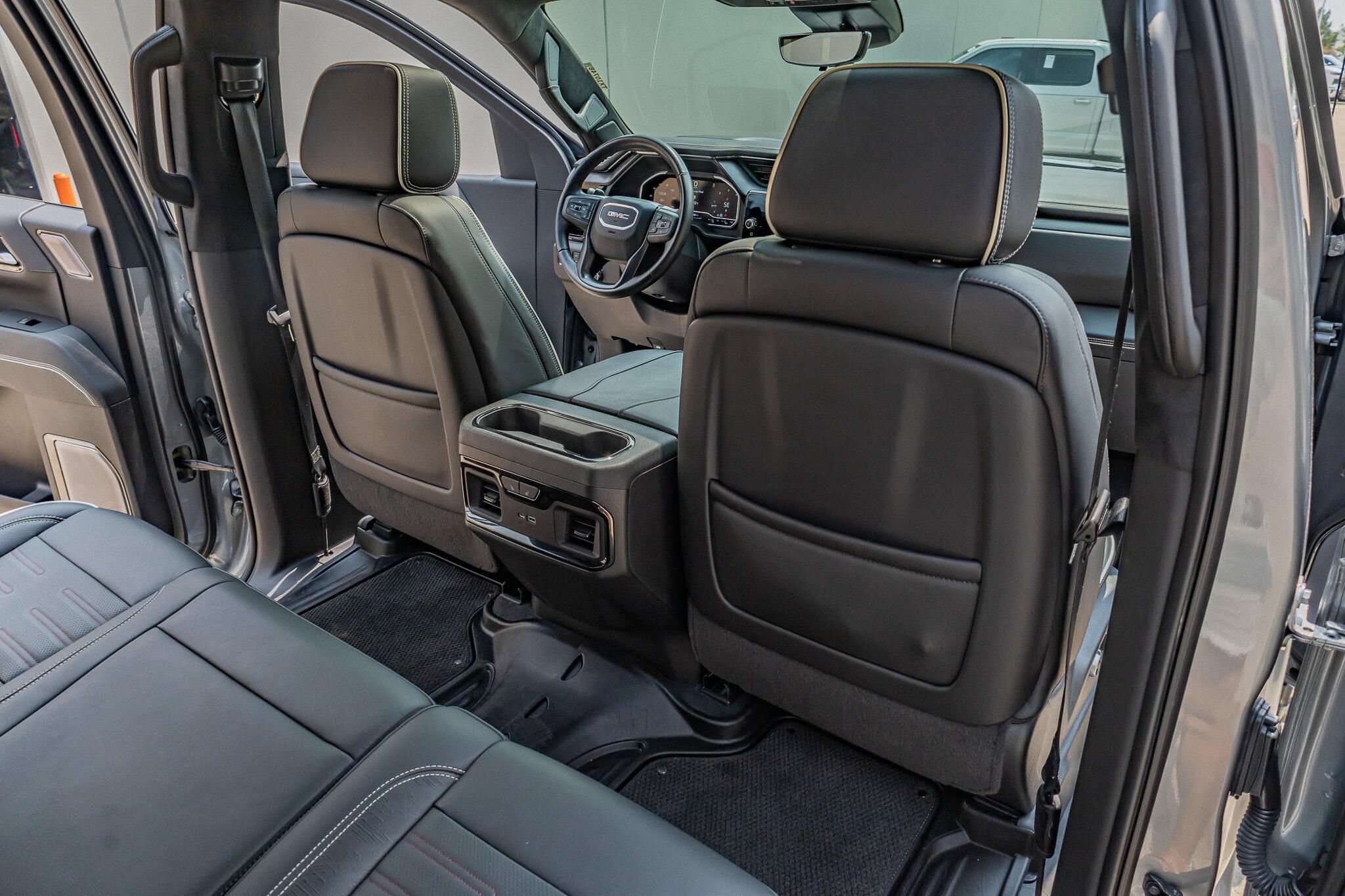 Used 2023 GMC Sierra 1500 AT4X AWD/4WD image 32