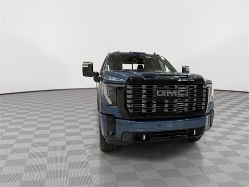 New 2026 GMC Sierra 2500 Denali Ultimate w/ Max Trailering Package image 2