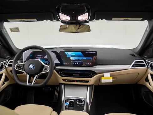 Used 2025 BMW i4 xDrive40i w/ M Sport Package image 10